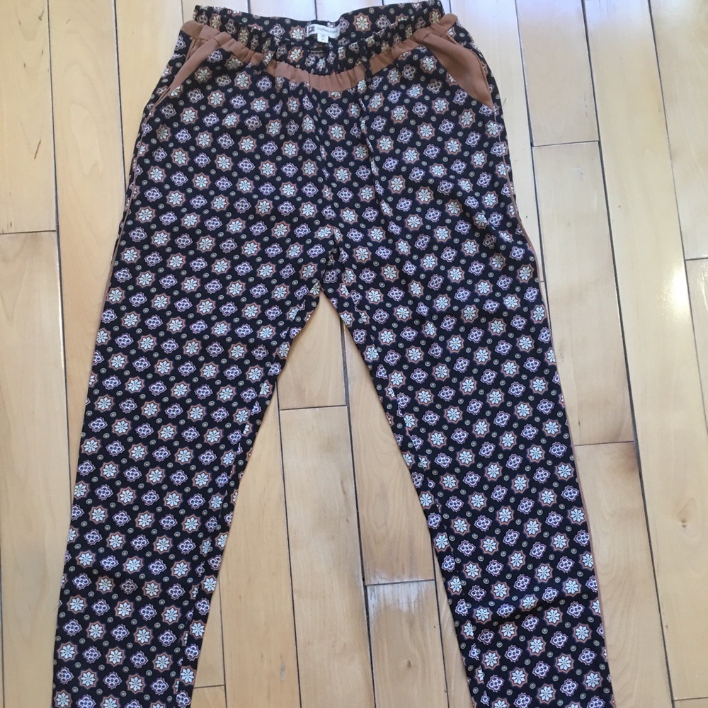 Like New gorgeous cotton candy skinny pant… - Picture 1 of 8